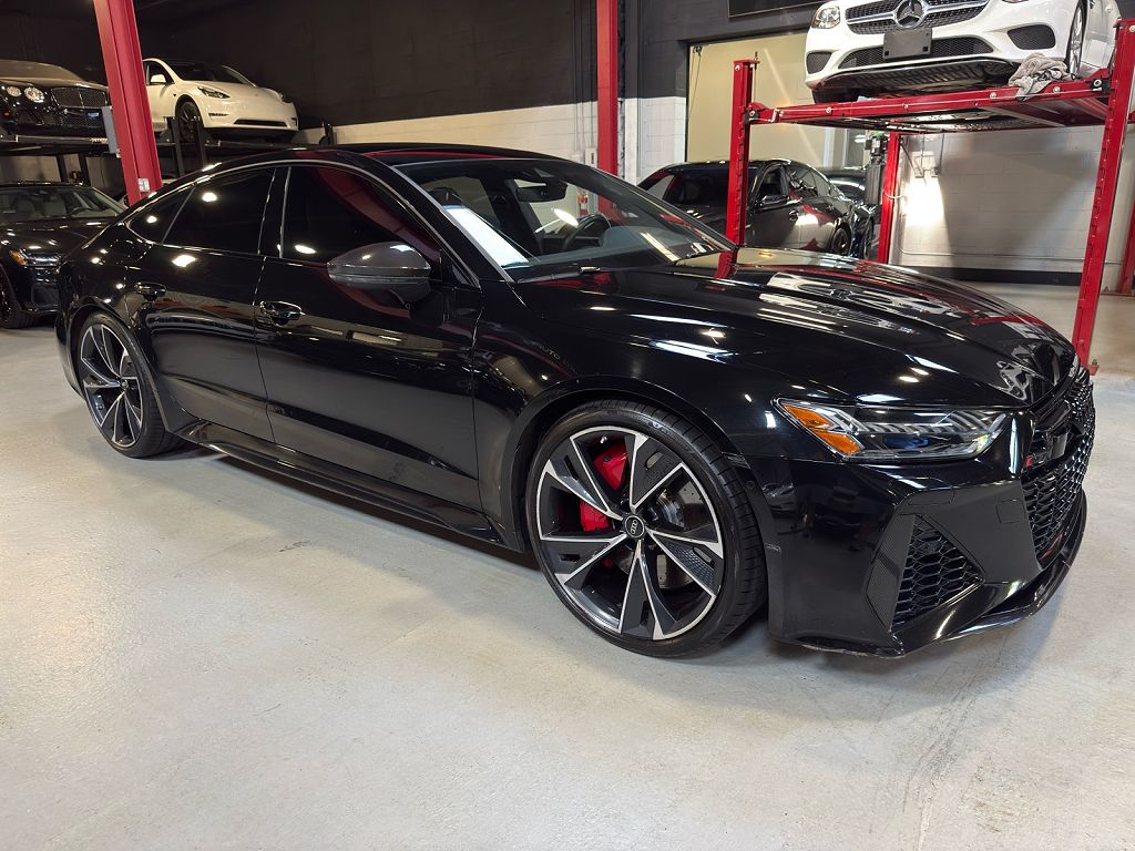2022 Audi RS7