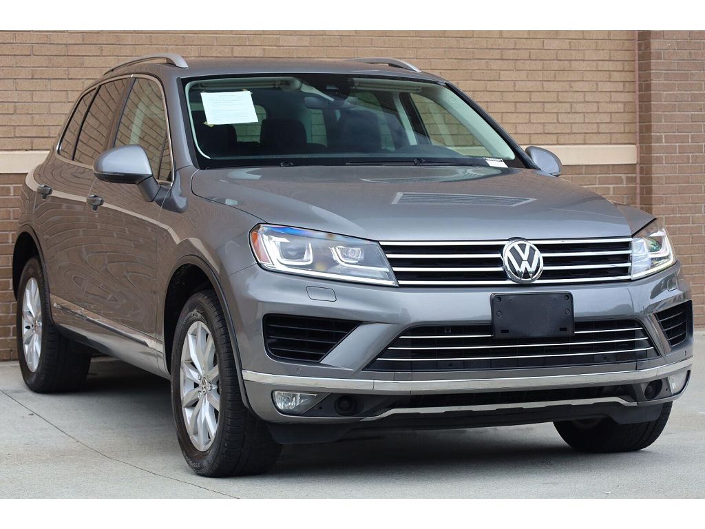 2017 Volkswagen Touareg V6 Sport w/Technology