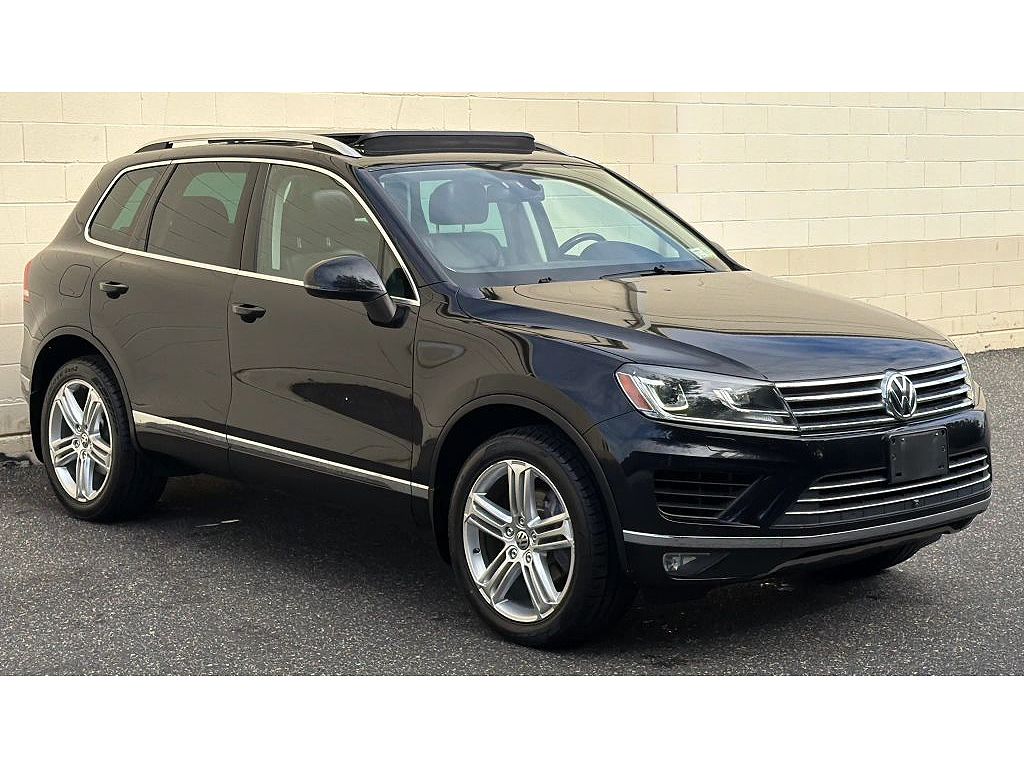 2015 Volkswagen Touareg V6 Sport