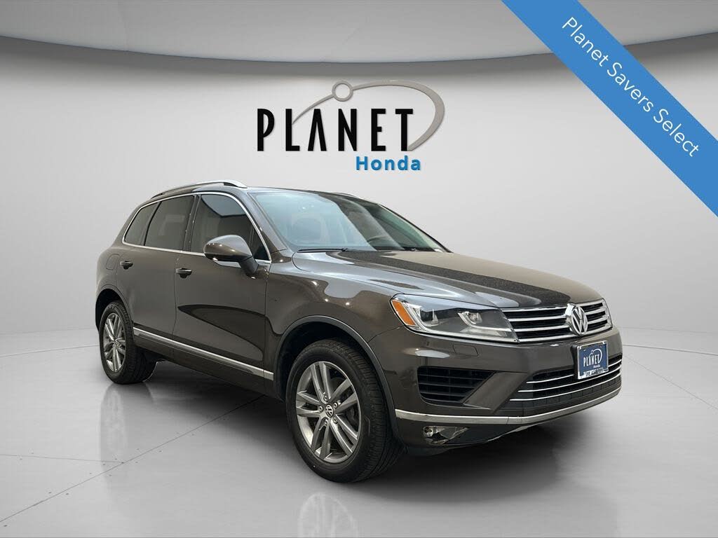 2015 Volkswagen Touareg V6 Lux
