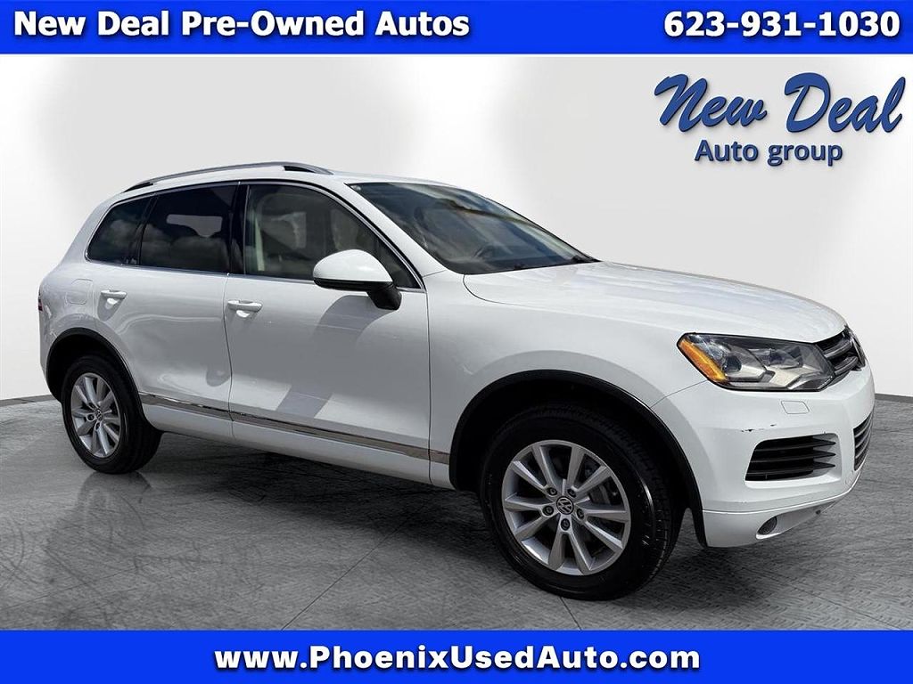 2014 Volkswagen Touareg V6 Sport