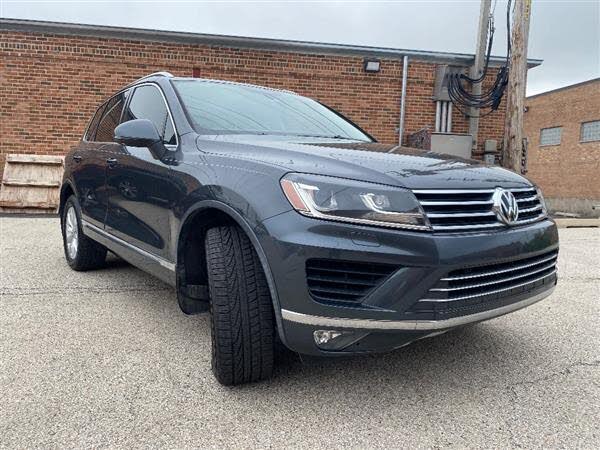 2015 Volkswagen Touareg V6 Sport