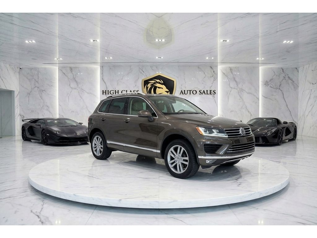 2015 Volkswagen Touareg Sport w/Technology