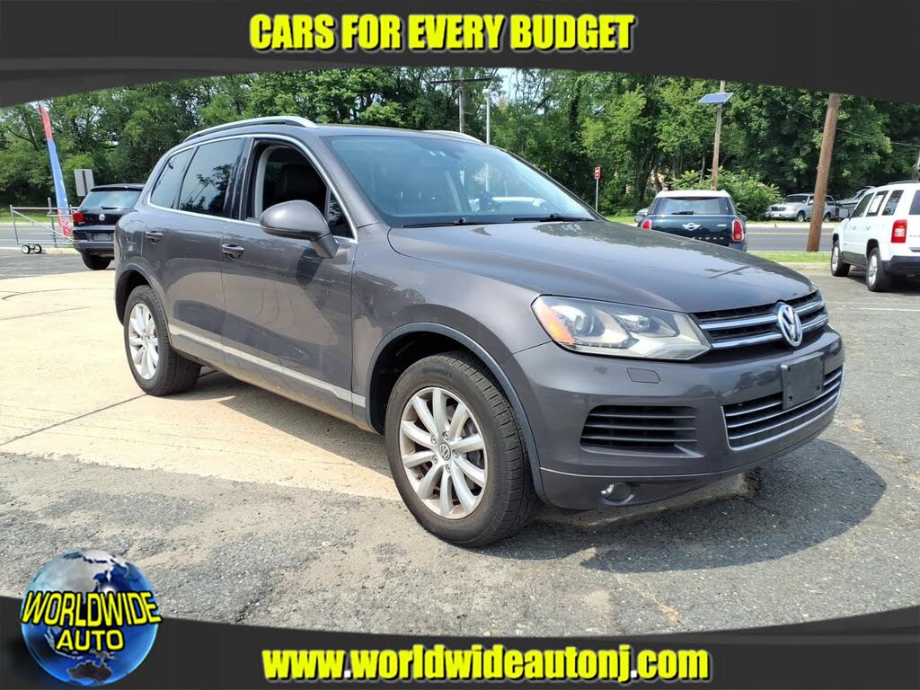 2011 Volkswagen Touareg VR6 Lux