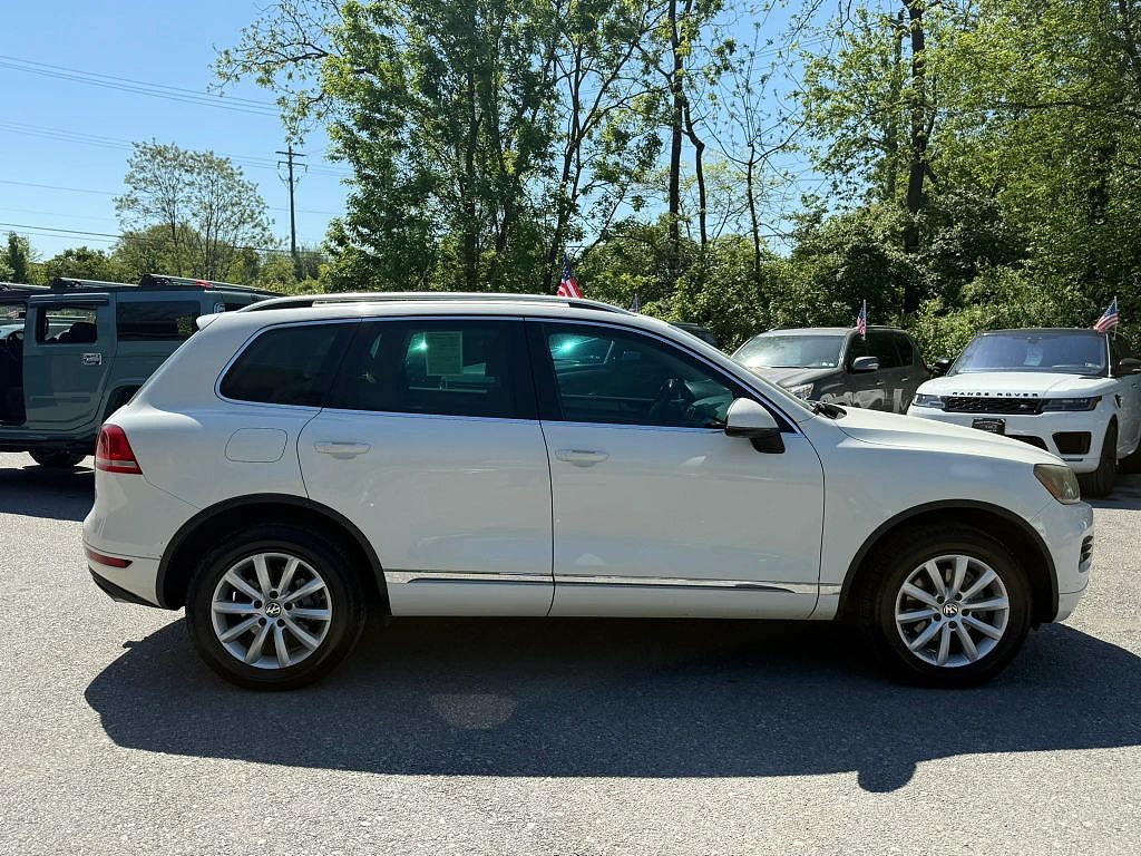 2012 Volkswagen Touareg VR6 Sport