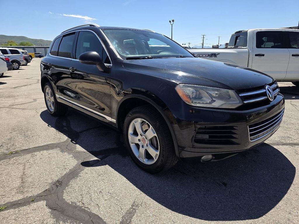2012 Volkswagen Touareg TDI Lux