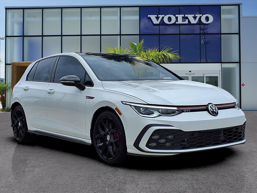 2024 Volkswagen Golf GTI 380 SE