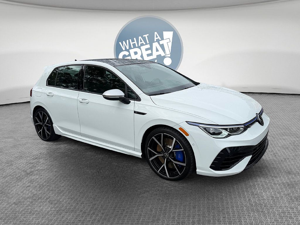 2024 Volkswagen Golf 2.0T