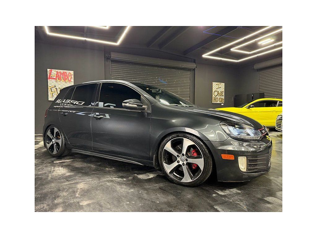 2013 Volkswagen GTI Wolfsburg Edition