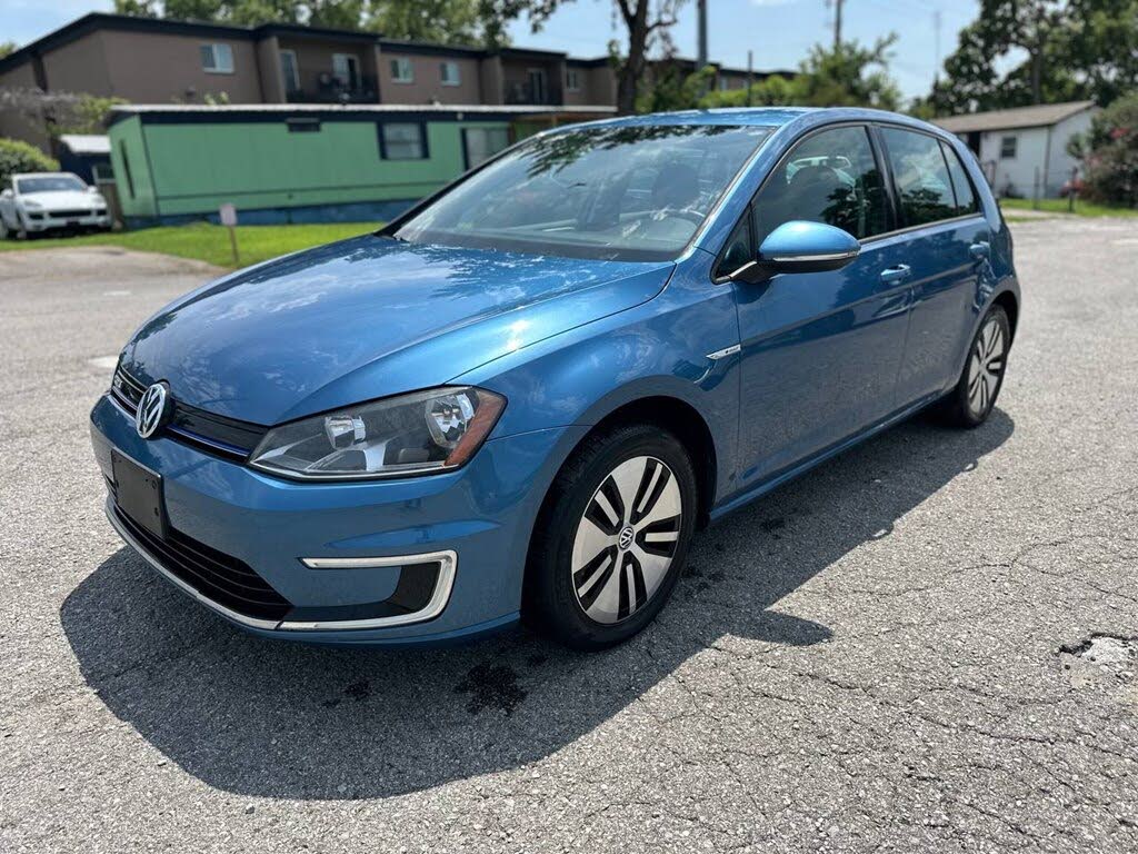 2016 Volkswagen e-Golf SE