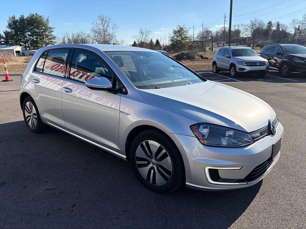 2016 Volkswagen e-Golf SE