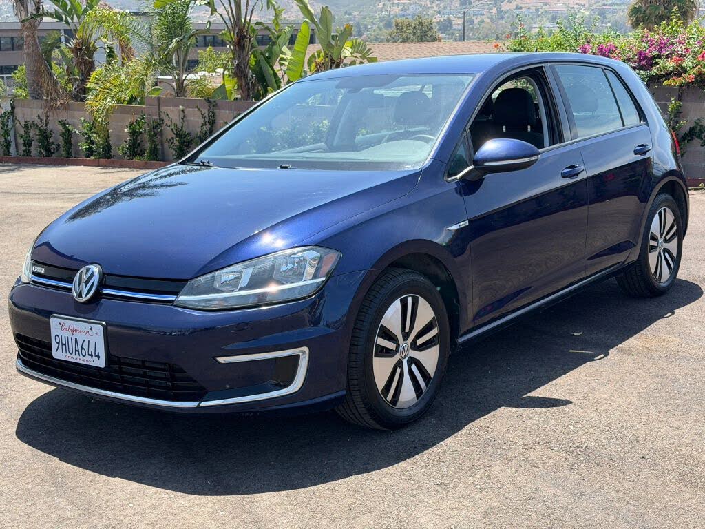 2017 Volkswagen e-Golf SE