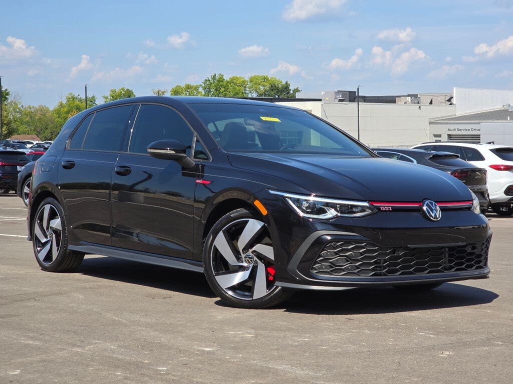 2022 Volkswagen Golf GTI SE
