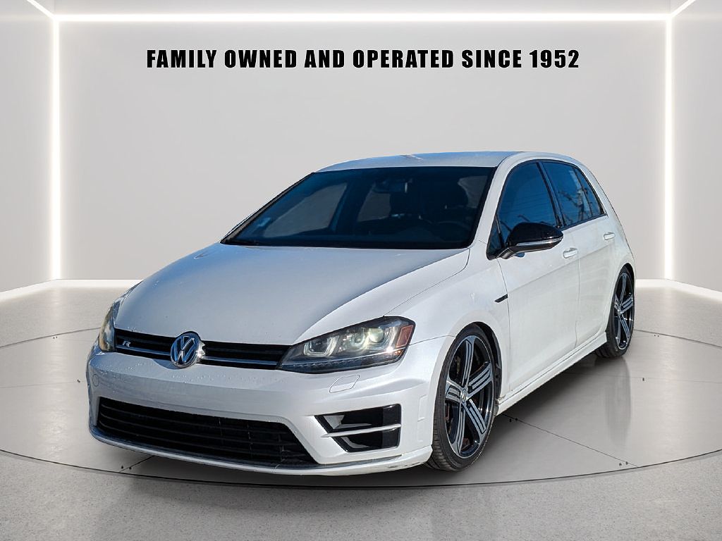 2016 Volkswagen Golf R DCC & Navigation 4Motion