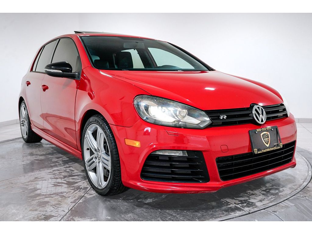 2013 Volkswagen Golf 4-Door w/Sunroof/Navigation