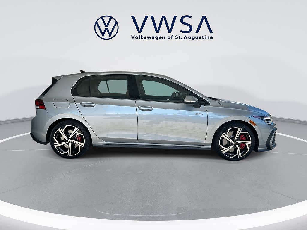 2025 Volkswagen GTI SE