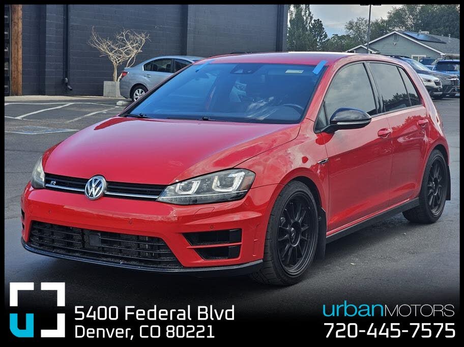 2016 Volkswagen Golf w/Dynamic Chassis Control and Navigation