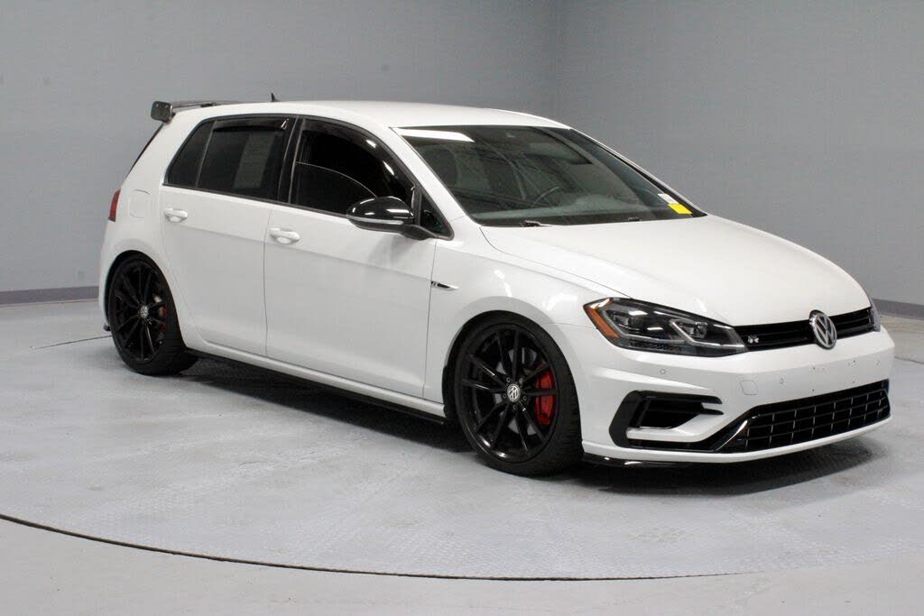 2019 Volkswagen Golf R 2.0T w/DCC and Navigation