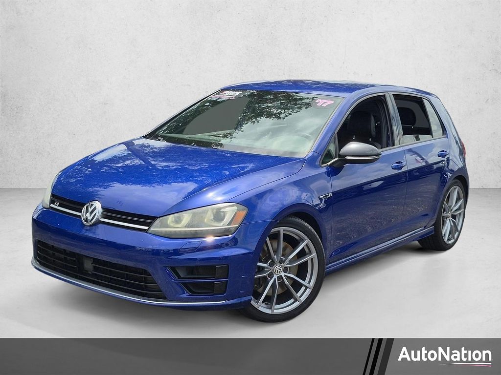 2017 Volkswagen Golf R w/DCC and Navigation