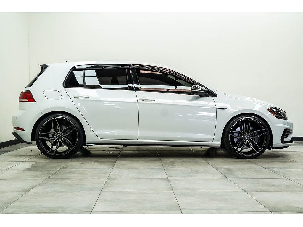 2019 Volkswagen Golf R DCC & Navigation 4Motion