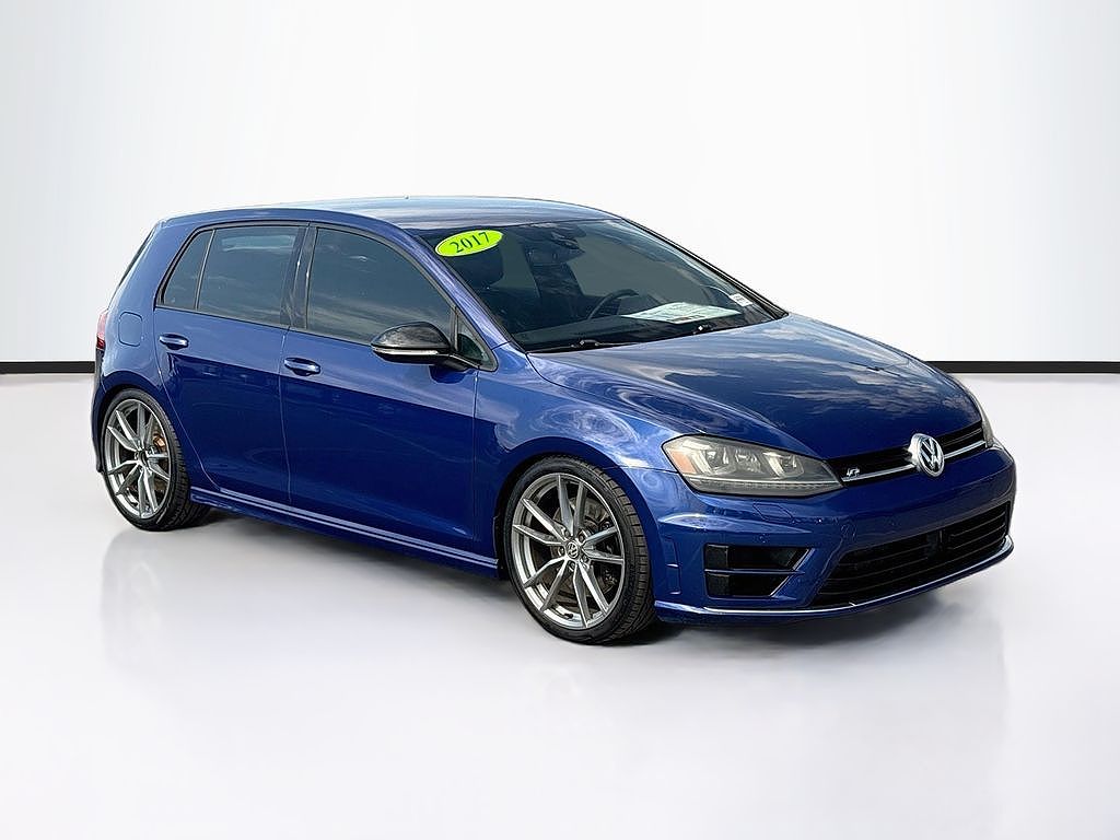2017 Volkswagen Golf R DCC & Navigation 4motion