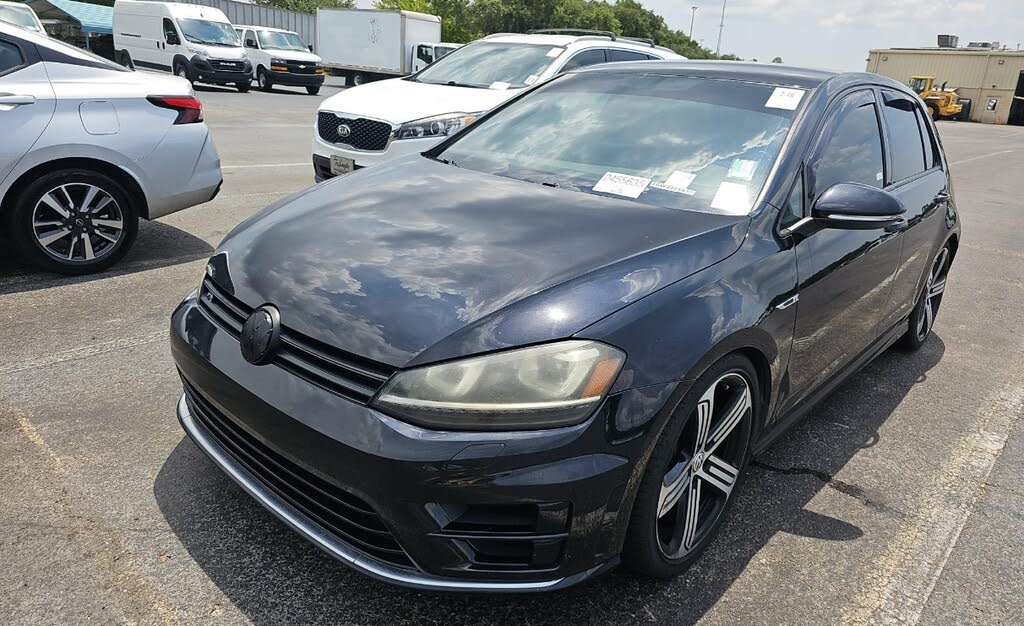 2016 Volkswagen Golf R 4-Door w/DCC & Navigation