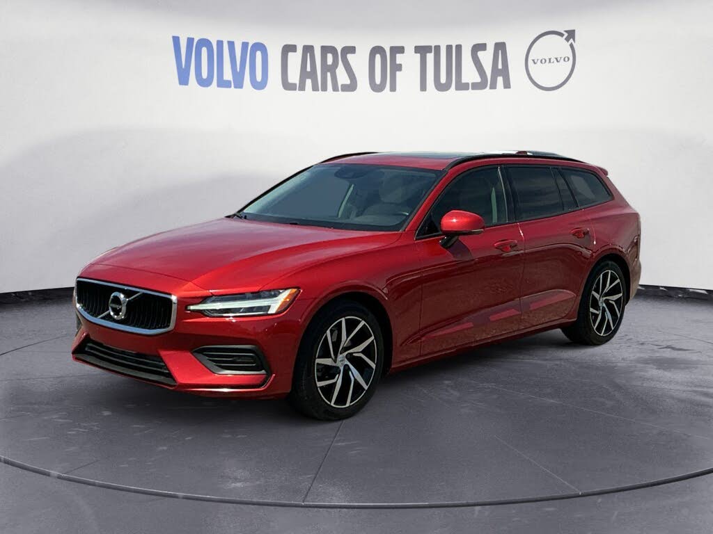 2020 Volvo V60 T5 Momentum