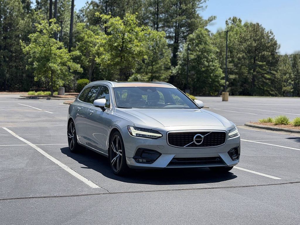 2018 Volvo V90 T5 R-Design