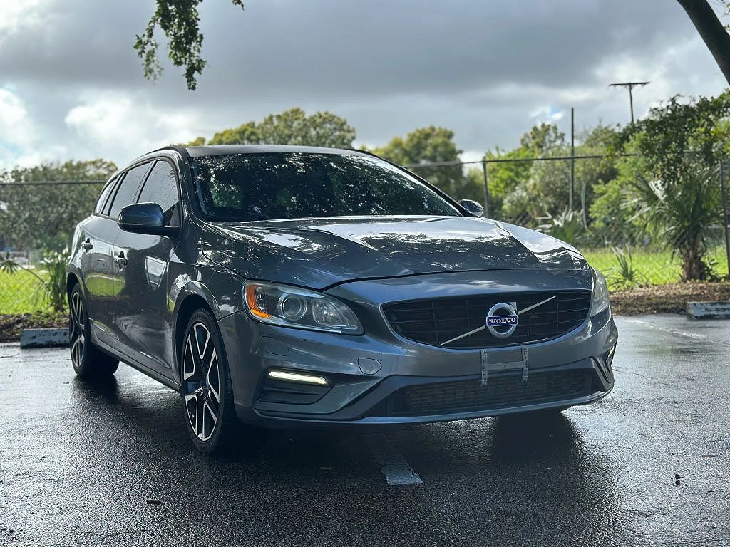 2018 Volvo V60 T5 Dynamic