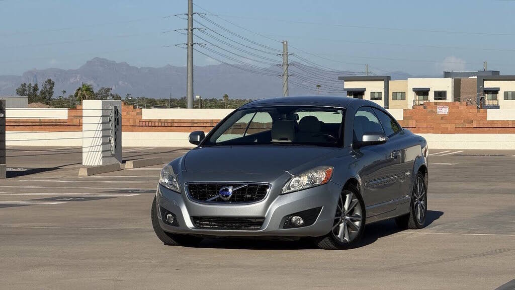 2011 Volvo C70 T5