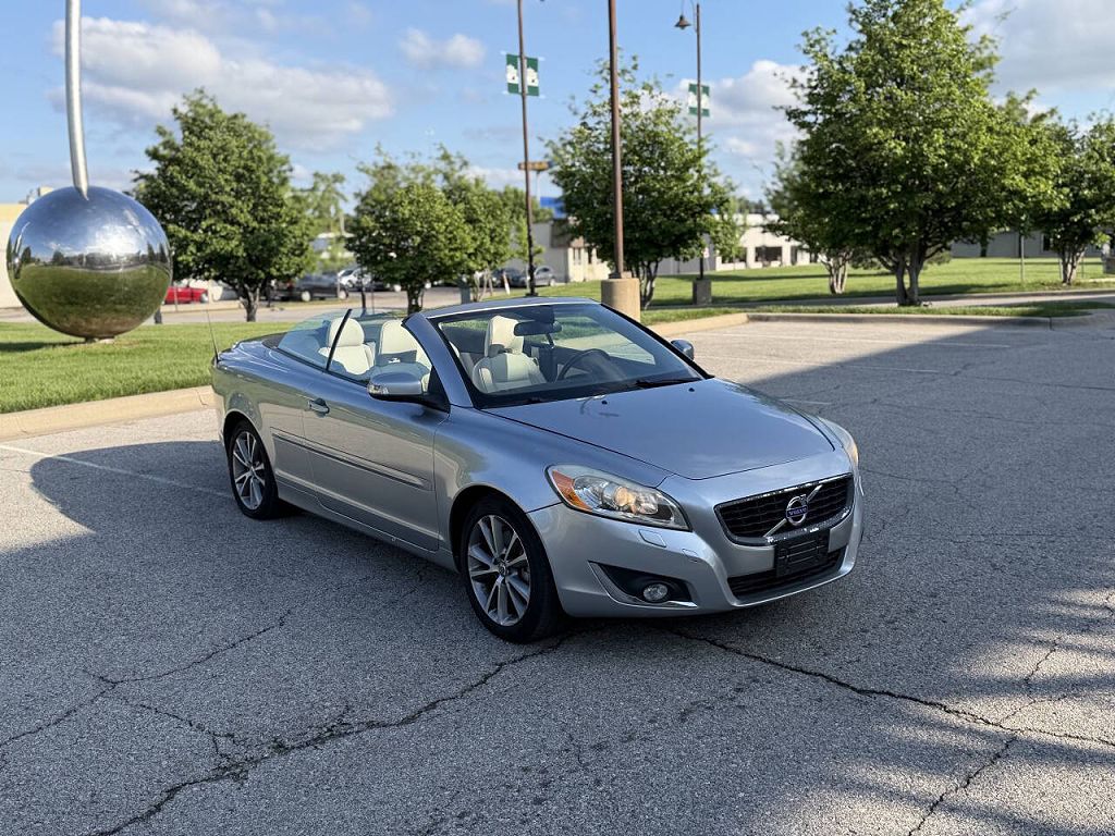 2013 Volvo C70 T5