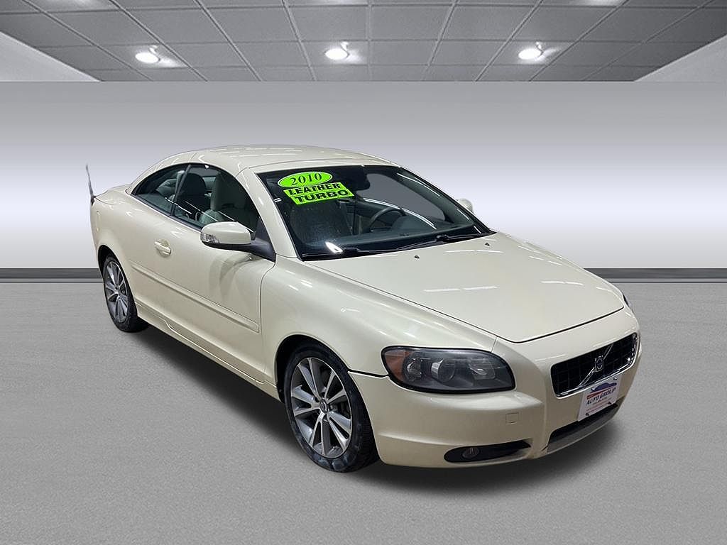2010 Volvo C70 T5