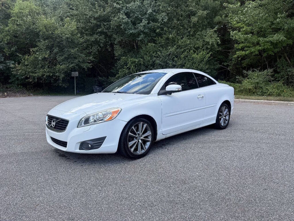 2011 Volvo C70 T5