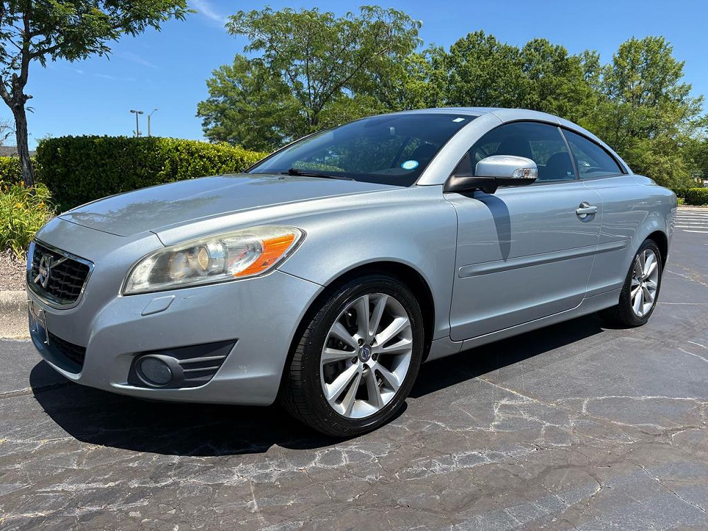 2011 Volvo C70 T5