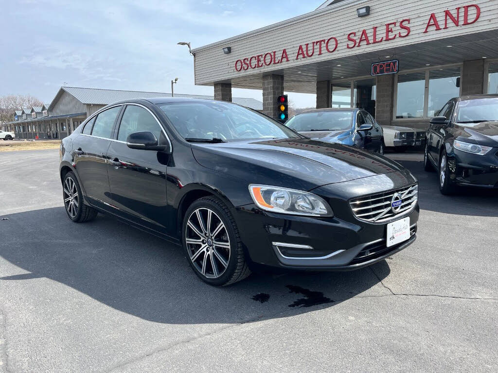 2014 Volvo S60 T6 R-Design