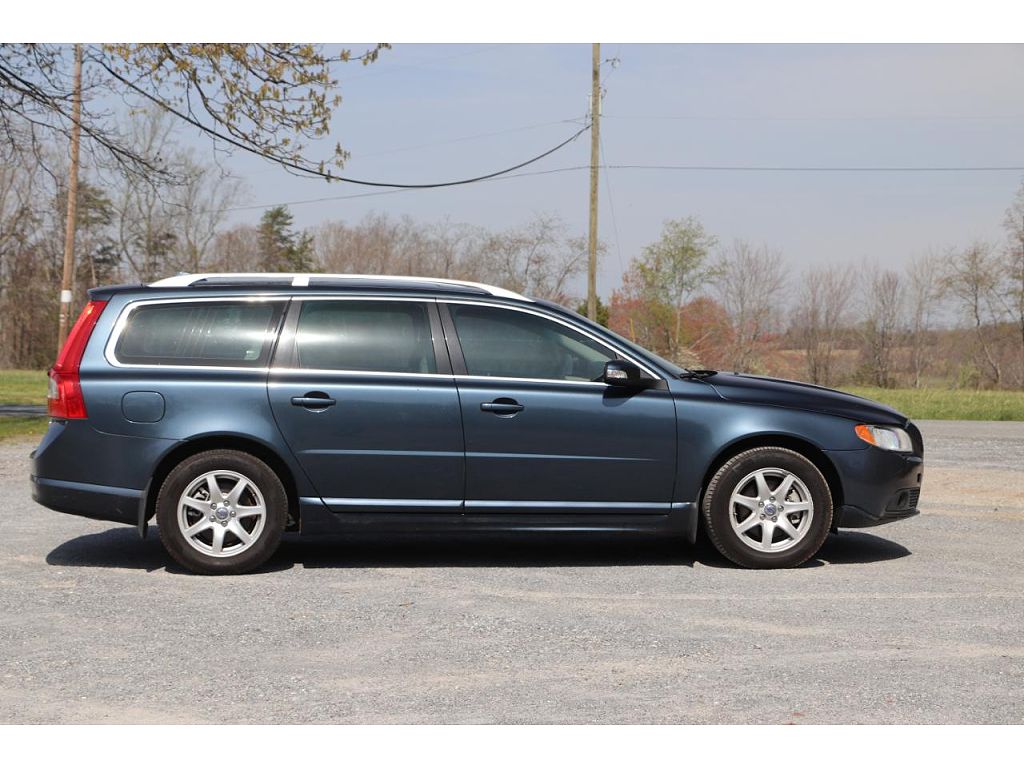 2009 Volvo V70 3.2