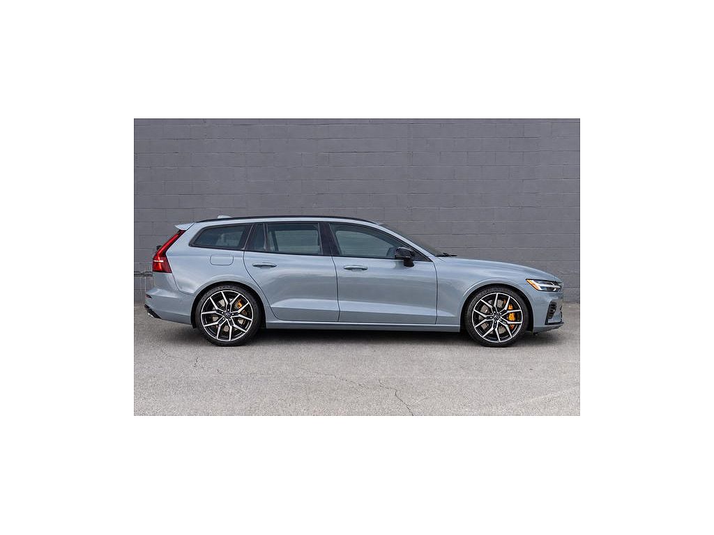 2023 Volvo V60 T8 Polestar Engineered