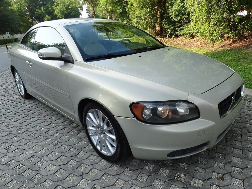 2008 Volvo C70 T5