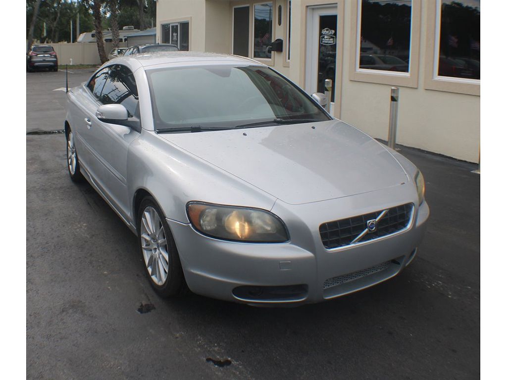 2009 Volvo C70 T5
