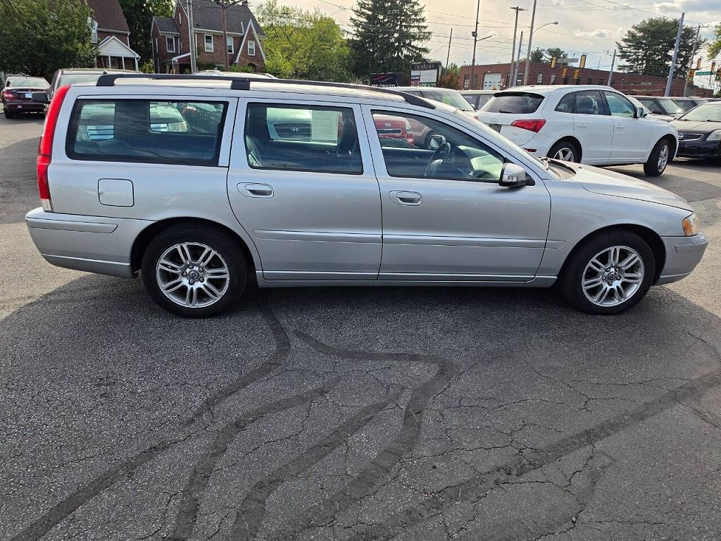 2007 Volvo V70 2.4
