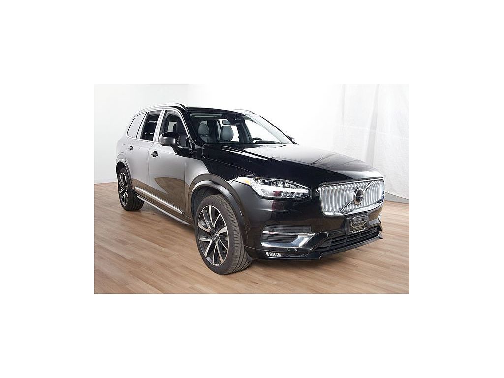 2023 Volvo XC90 B6 Plus 6-Seater