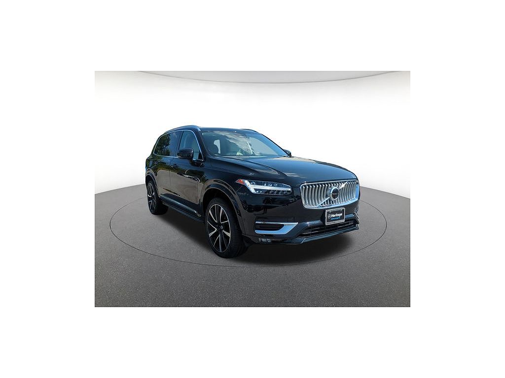 2023 Volvo XC90 B6 Plus 6-Seater