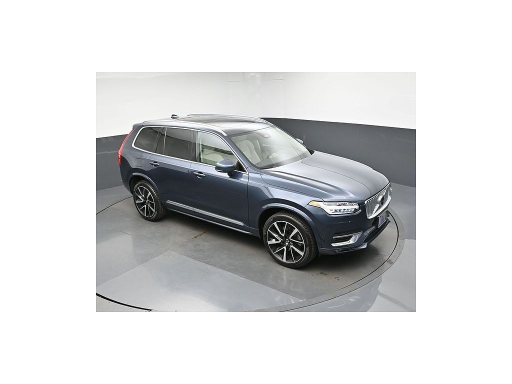 2023 Volvo XC90 B6 Plus 6-Seater