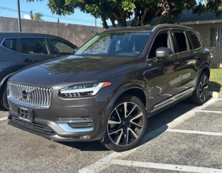 2023 Volvo XC90 B6 Plus Bright