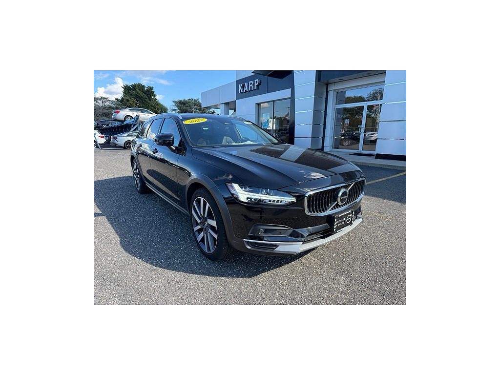 2022 Volvo V90 Cross Country B6 AWD