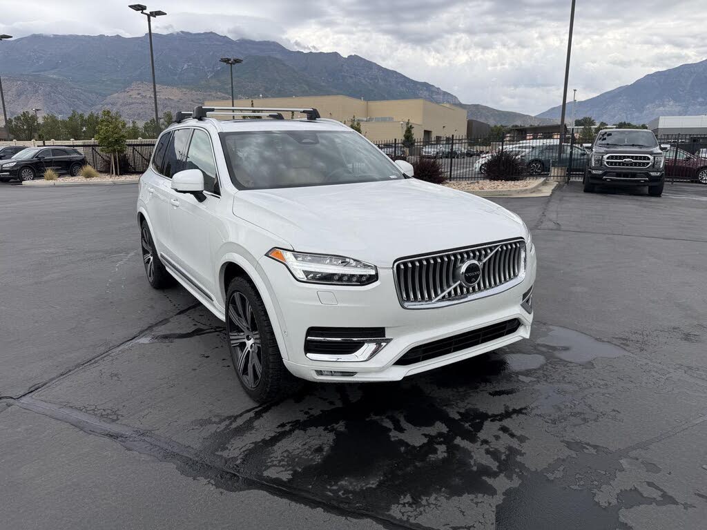 2023 Volvo XC90 B6 Ultimate Bright