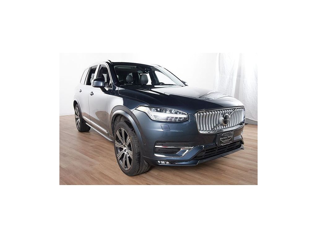 2023 Volvo XC90 B6 Ultimate Bright