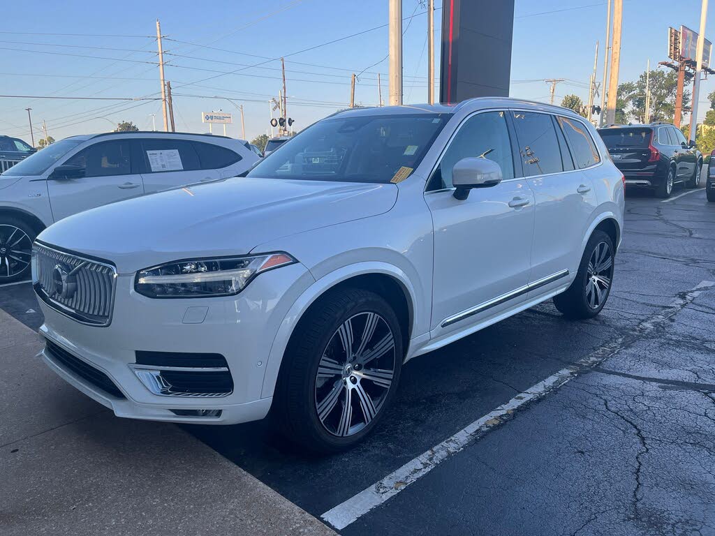 2023 Volvo XC90 B6 Ultimate Bright