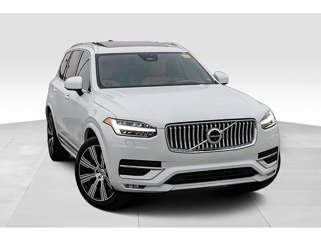 2023 Volvo XC90 B6 Ultimate Bright