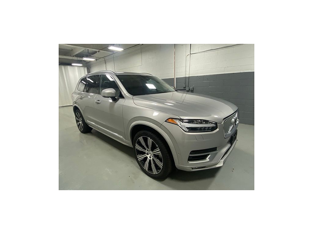 2023 Volvo XC90 B6 Ultimate Bright